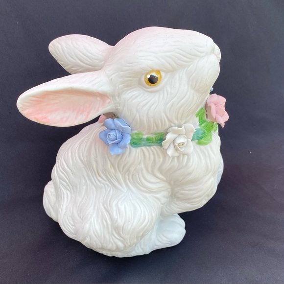 Bunny Rabbit Home Decor Figurine White Ceramic with Floral Necklace - Picture 8 of 13